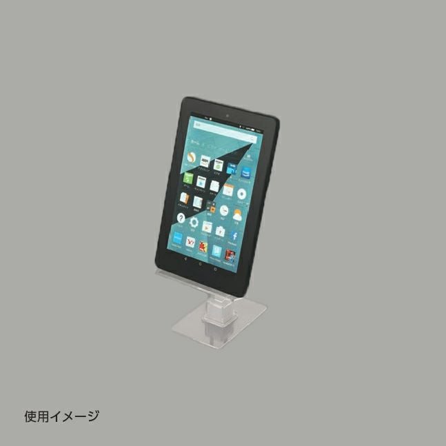 透明展示台モーションST-SM1の使用イメージで、タブレットが展示台にディスプレイされている画像