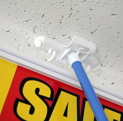 ｅＺハンガーポスターハンガーの差し替えイメージ